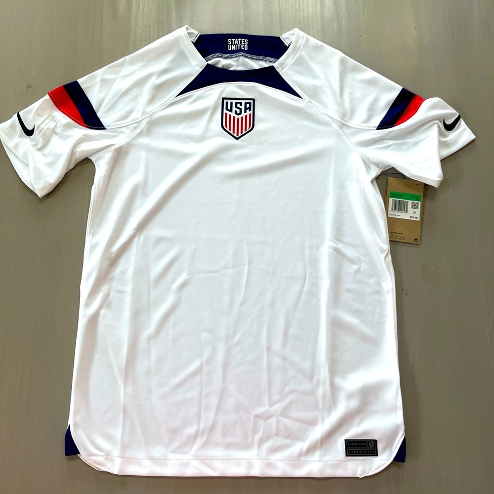Nike USA soccer jersey - brand new w tags - youth unisex XL